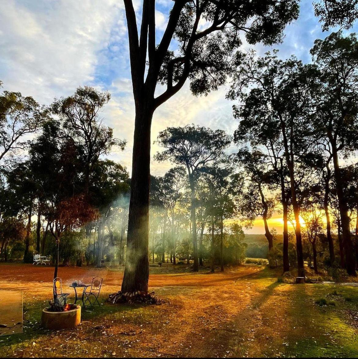 Jarrah Glen Cabins Nannup Eksteriør bilde